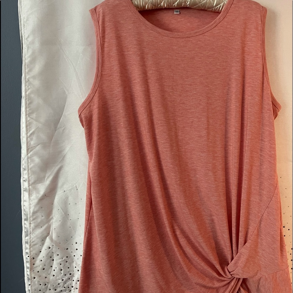 Women’s sleeveless top